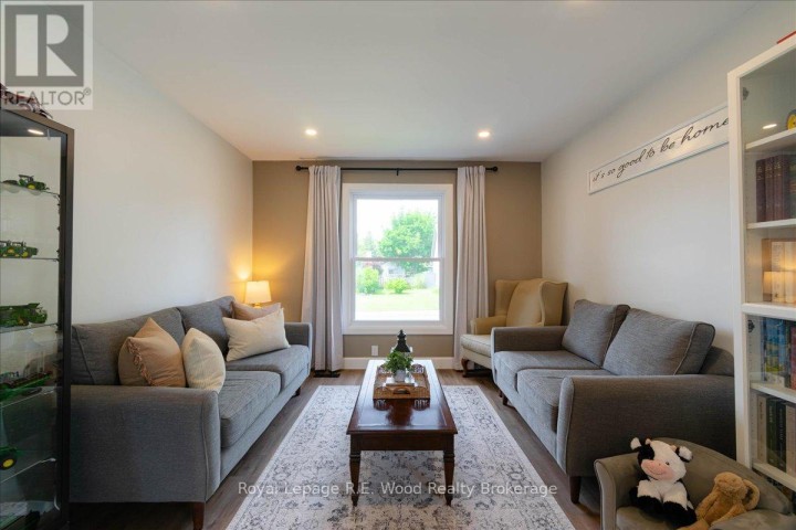 Photo 7 at 34 King Street, Tillsonburg