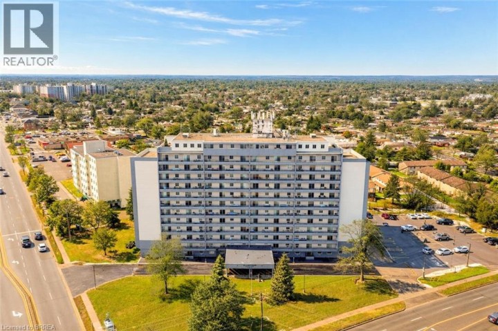 Photo 10 at 909 - 640 West Street, Brier Park, Brantford