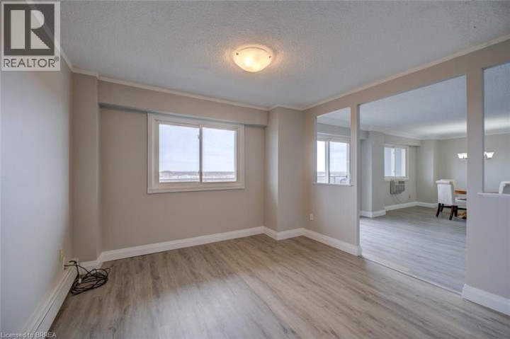 Photo 13 at 909 - 640 West Street, Brier Park, Brantford