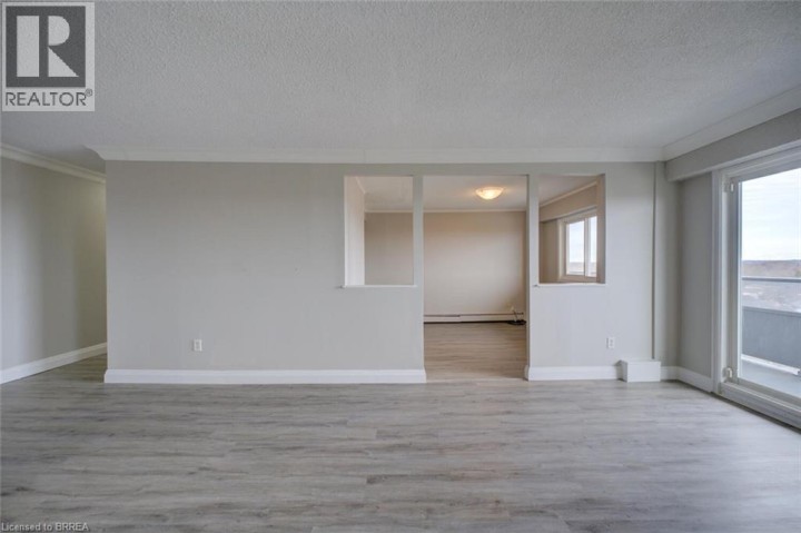 Photo 6 at 909 - 640 West Street, Brier Park, Brantford