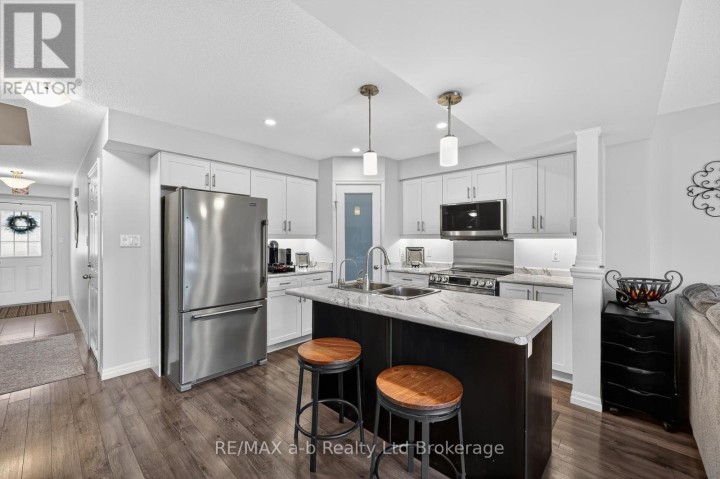 Photo 14 at 28 - 175 N Ingersoll Street, Ingersoll - North, Ingersoll