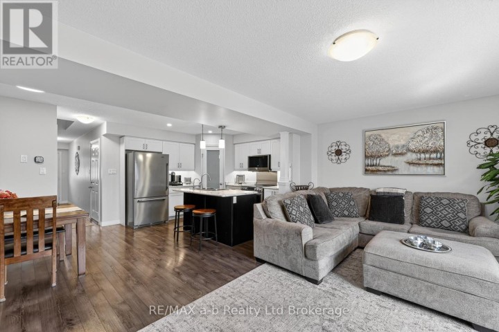 Photo 23 at 28 - 175 N Ingersoll Street, Ingersoll - North, Ingersoll