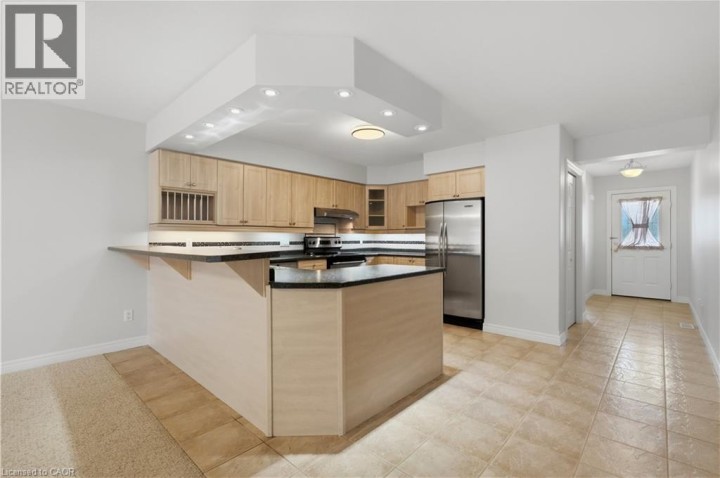 Photo 7 at 25 - 385 N Park Road, Brier Park, Brantford