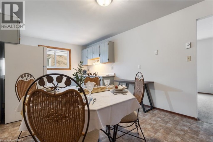 Photo 10 at 12B - 18 Oakhill Drive, Kinnard, Brantford