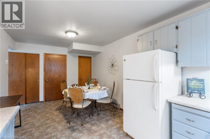 Photo 16 at 12B - 18 Oakhill Drive, Kinnard, Brantford