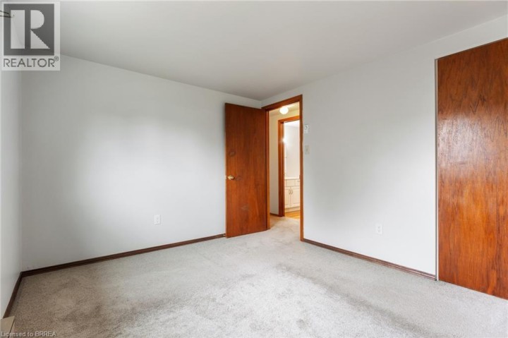 Photo 24 at 12B - 18 Oakhill Drive, Kinnard, Brantford