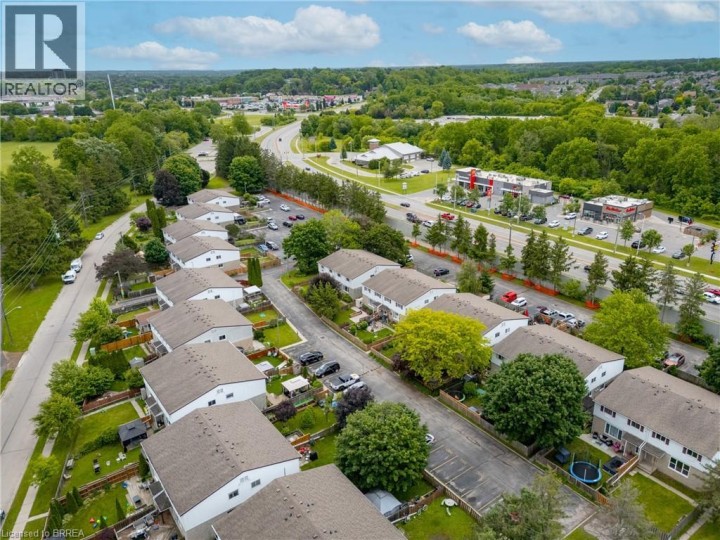 Photo 34 at 12B - 18 Oakhill Drive, Kinnard, Brantford