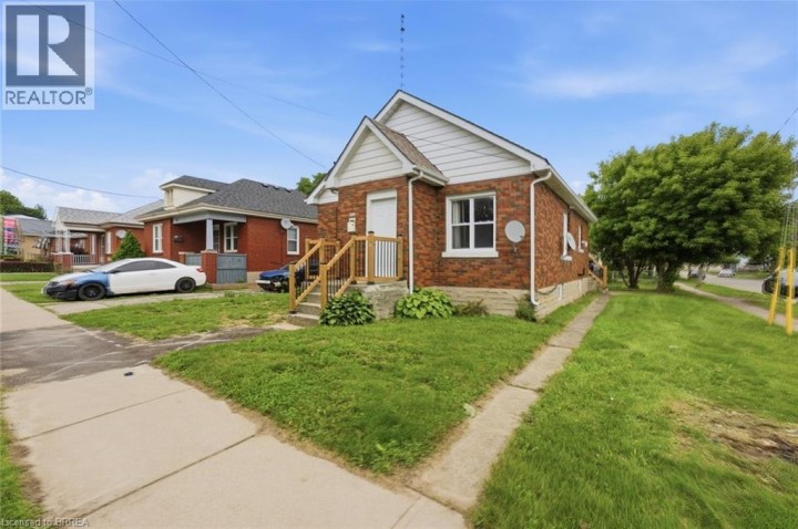 Photo 1 at 249 Clarence Street, East Ward, Brantford