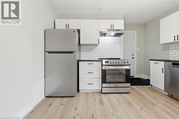 Photo 12 at 249 Clarence Street, East Ward, Brantford