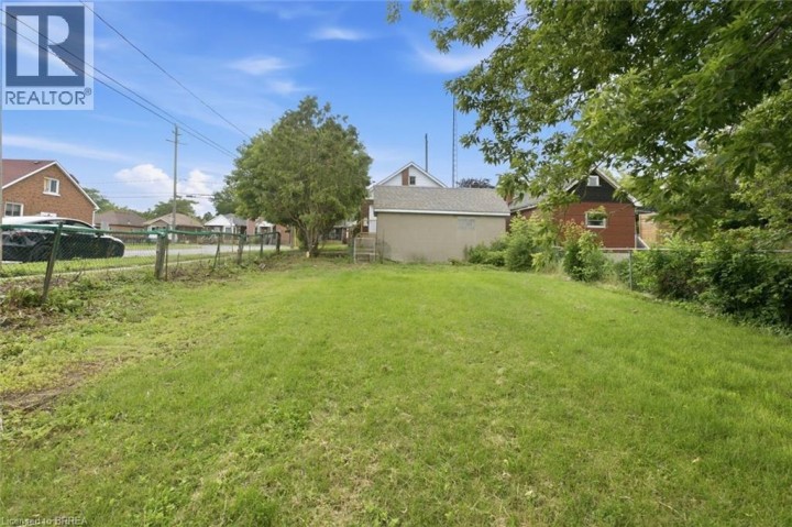 Photo 28 at 249 Clarence Street, East Ward, Brantford