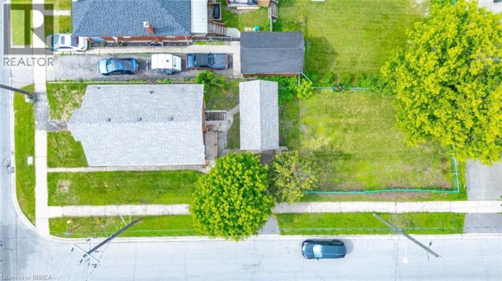Photo 3 at 249 Clarence Street, East Ward, Brantford