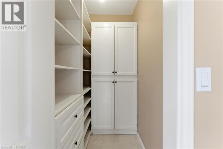 Photo 33 at 46 Tutela Heights, Tutela Heights, Brantford