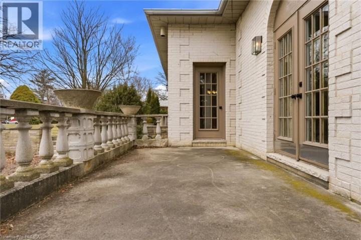 Photo 42 at 46 Tutela Heights, Tutela Heights, Brantford
