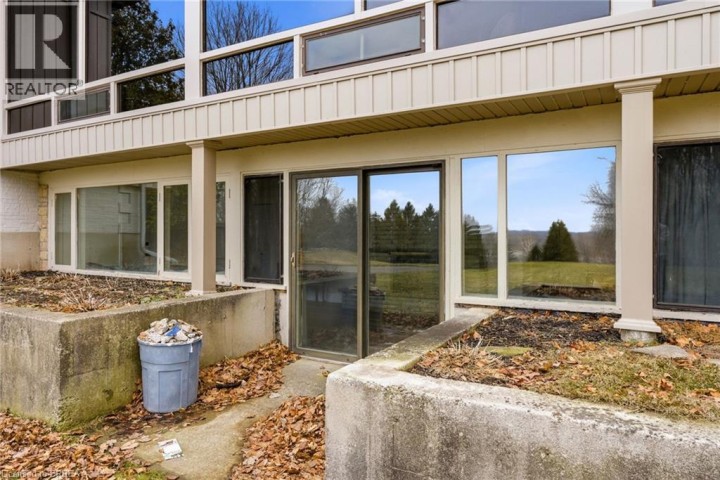 Photo 43 at 46 Tutela Heights, Tutela Heights, Brantford