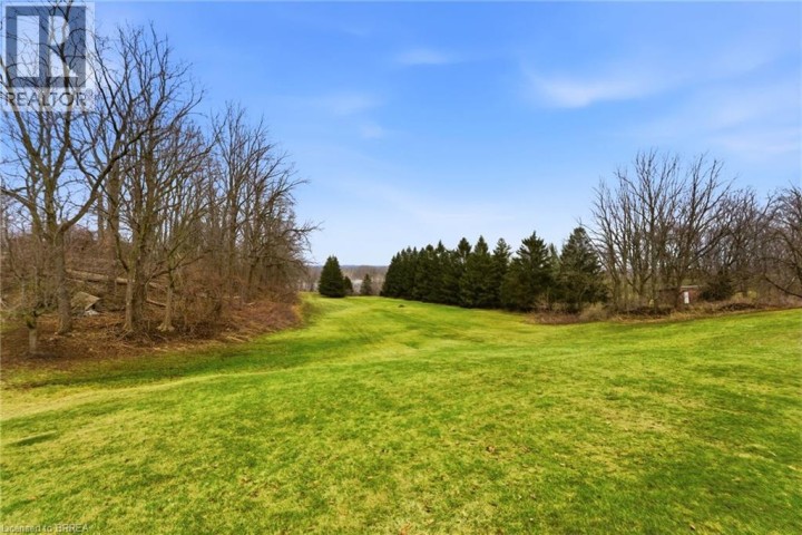 Photo 46 at 46 Tutela Heights, Tutela Heights, Brantford