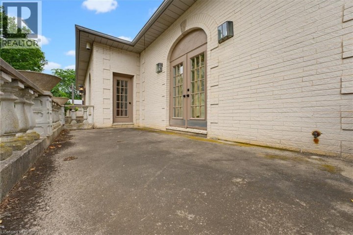 Photo 8 at 46 Tutela Heights, Tutela Heights, Brantford
