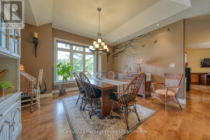 Photo 7 at 563 Lakeview Drive, Woodstock - North, Woodstock