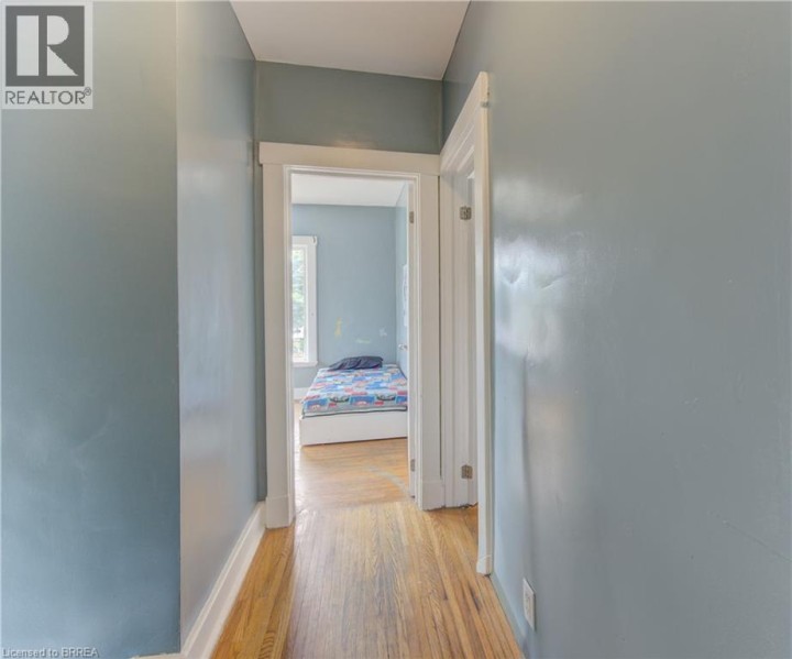 Photo 39 at 5 Fleet Street, North Ward, Brantford