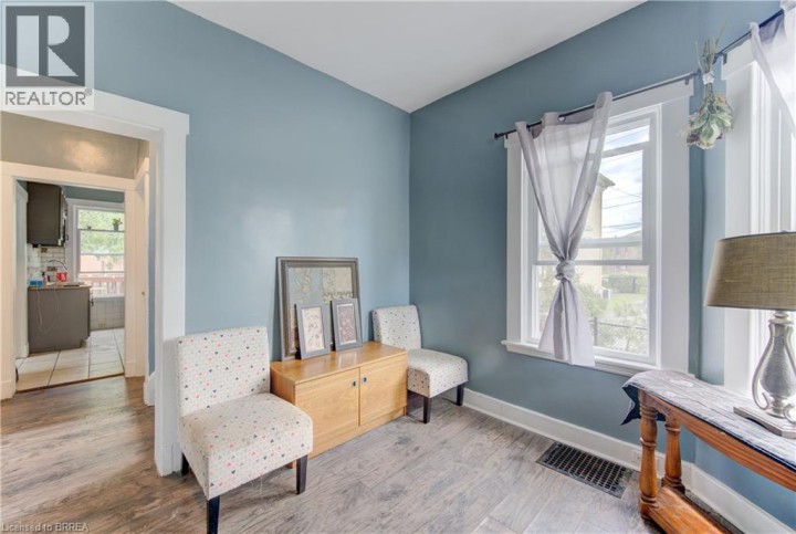 Photo 8 at 5 Fleet Street, North Ward, Brantford