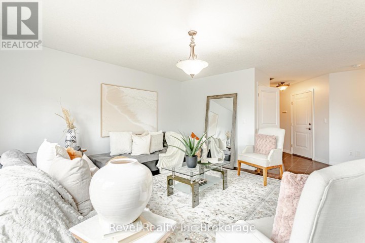 Photo 7 at 702 Frontenac Crescent, Woodstock - South, Woodstock