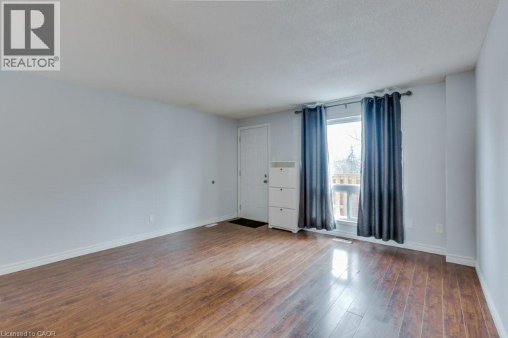 Photo 10 at 5 - 900 James Street, Woodstock - South, Woodstock