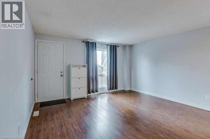 Photo 11 at 5 - 900 James Street, Woodstock - South, Woodstock