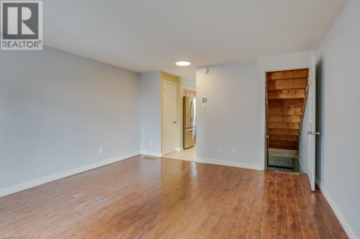 Photo 12 at 5 - 900 James Street, Woodstock - South, Woodstock
