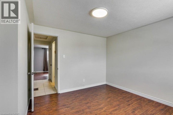Photo 19 at 5 - 900 James Street, Woodstock - South, Woodstock