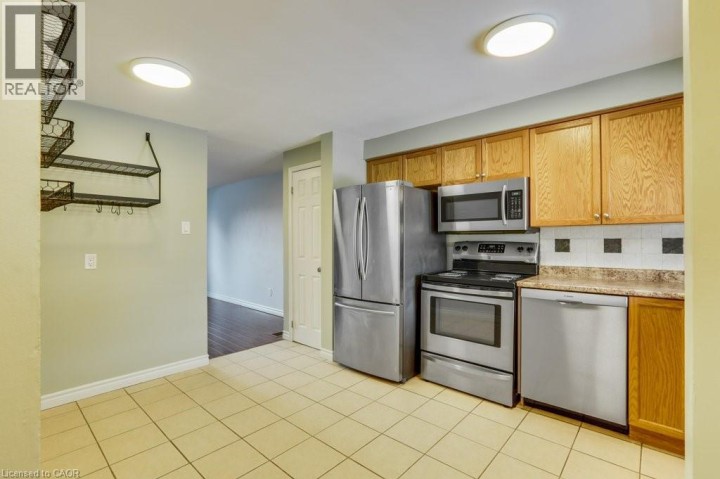 Photo 6 at 5 - 900 James Street, Woodstock - South, Woodstock