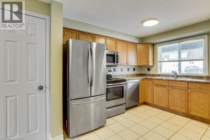 Photo 7 at 5 - 900 James Street, Woodstock - South, Woodstock