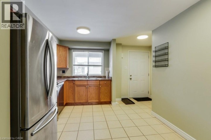 Photo 8 at 5 - 900 James Street, Woodstock - South, Woodstock