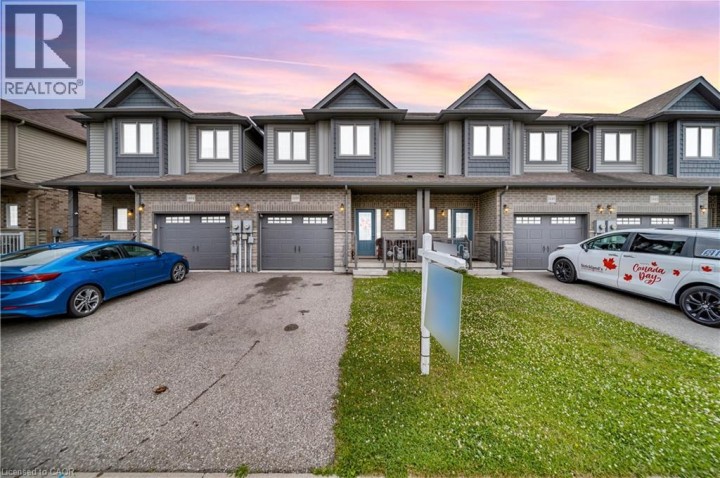 Photo 1 at 1450 Caen Avenue, Woodstock - North, Woodstock