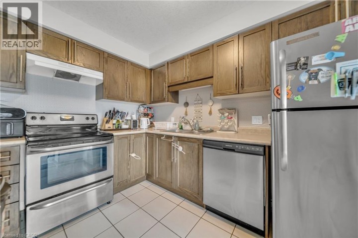 Photo 12 at 1450 Caen Avenue, Woodstock - North, Woodstock