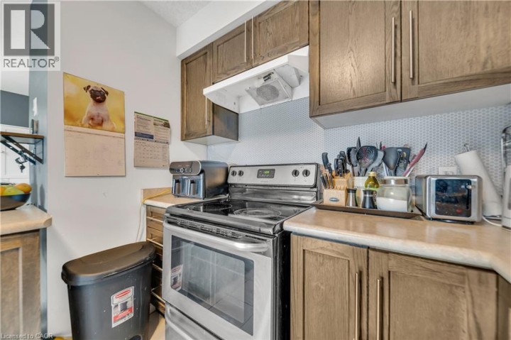 Photo 13 at 1450 Caen Avenue, Woodstock - North, Woodstock