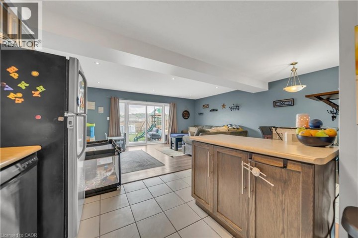 Photo 14 at 1450 Caen Avenue, Woodstock - North, Woodstock
