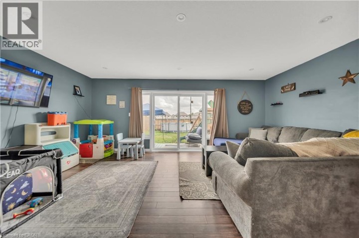 Photo 8 at 1450 Caen Avenue, Woodstock - North, Woodstock
