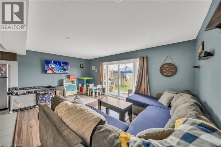 Photo 9 at 1450 Caen Avenue, Woodstock - North, Woodstock