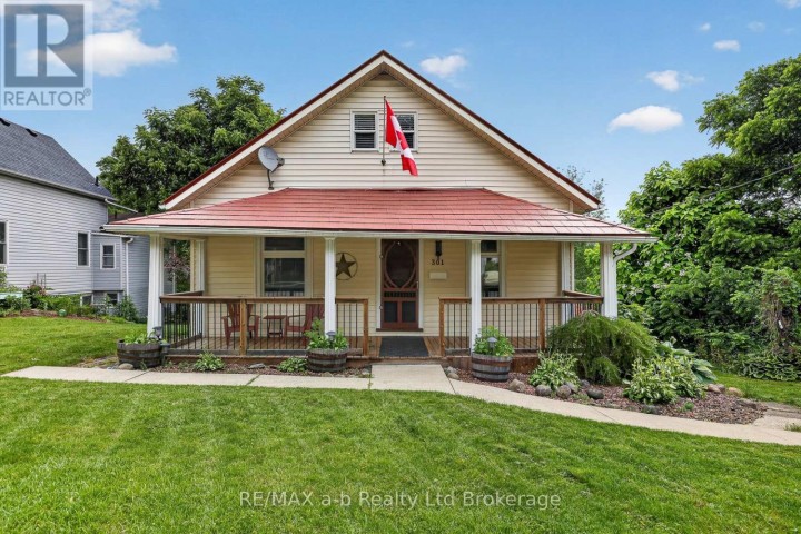 Photo 1 at 301 S Thames Street, Ingersoll - South, Ingersoll