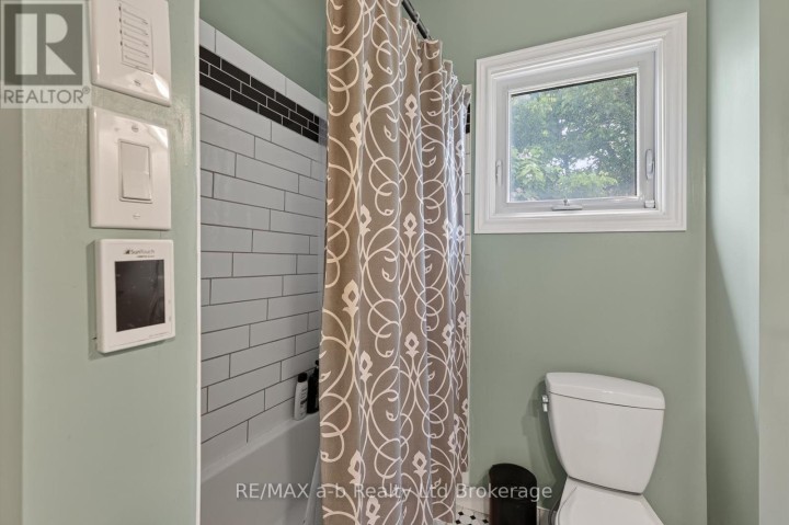 Photo 17 at 301 S Thames Street, Ingersoll - South, Ingersoll