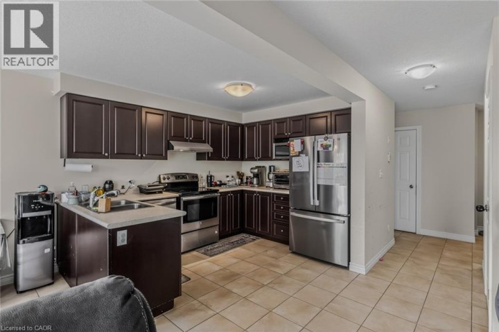 Photo 7 at 571 Champlain Avenue, Woodstock - North, Woodstock