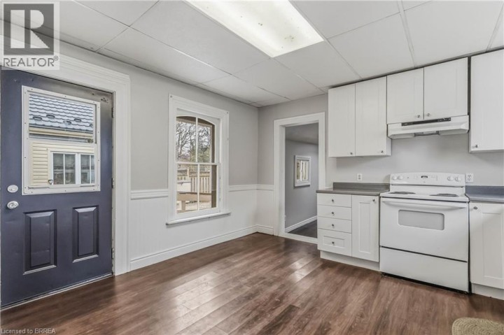 Photo 37 at 74 Pearl Street, North Ward, Brantford