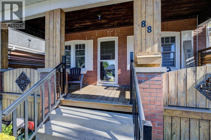 Photo 4 at 88 Walnut Street, Old West Brant, Brantford