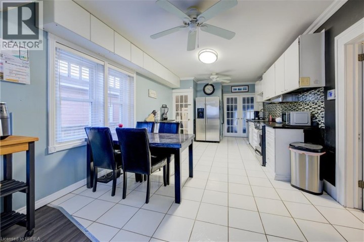 Photo 8 at 88 Walnut Street, Old West Brant, Brantford