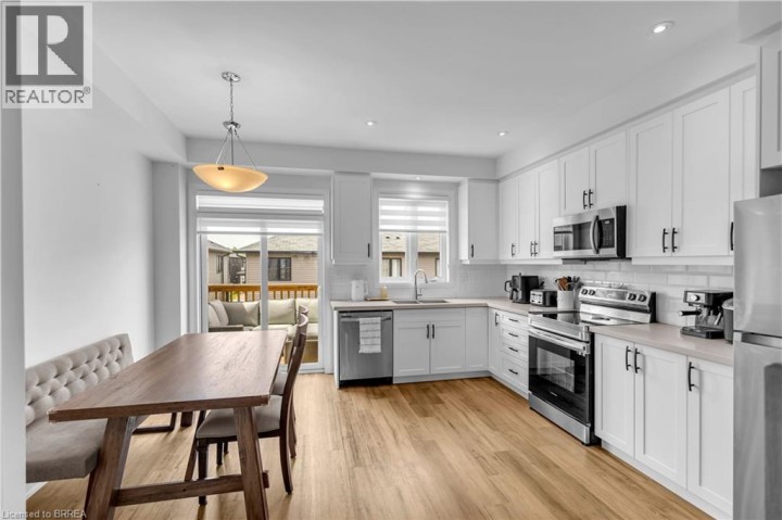 Photo 6 at 86 - 461 Blackburn Drive, Empire South, Brantford