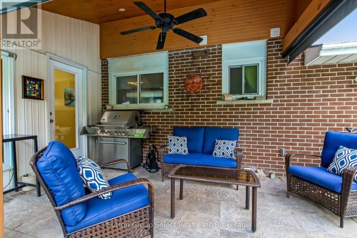 Photo 39 at 468 Lee Avenue, Woodstock - North, Woodstock