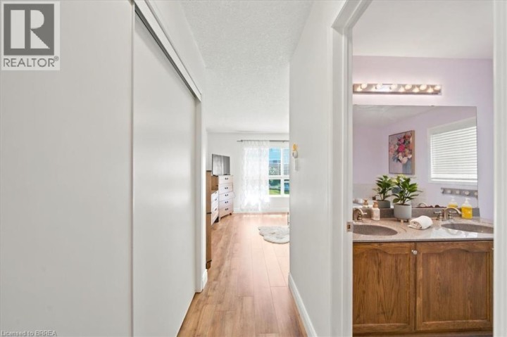Photo 17 at 8 Mavin Street, Empire, Brantford