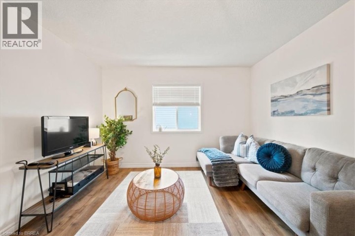 Photo 25 at 8 Mavin Street, Empire, Brantford