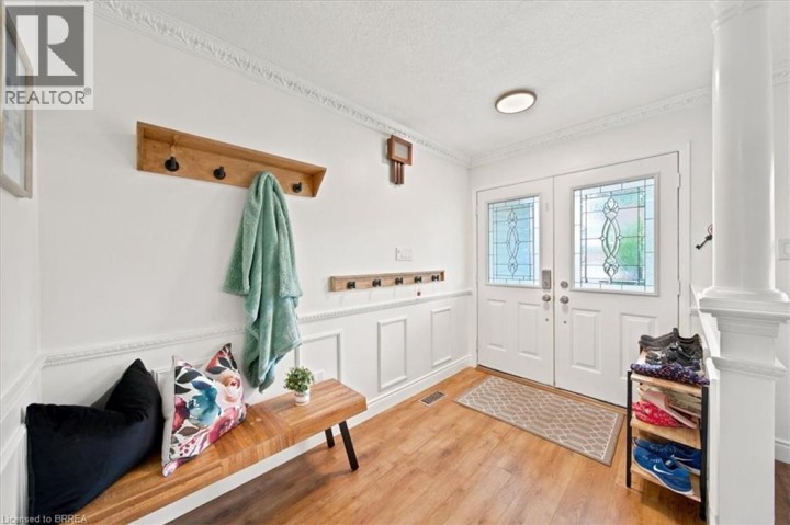 Photo 3 at 8 Mavin Street, Empire, Brantford