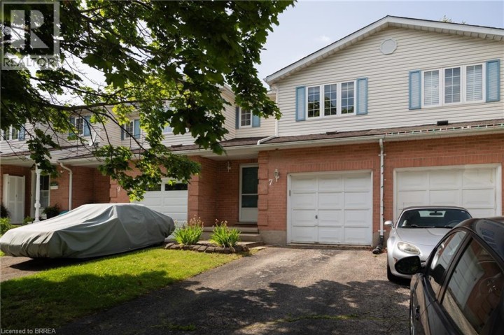 Photo 1 at 7 Graystone Court, Innerkip (Fair Grounds), Woodstock