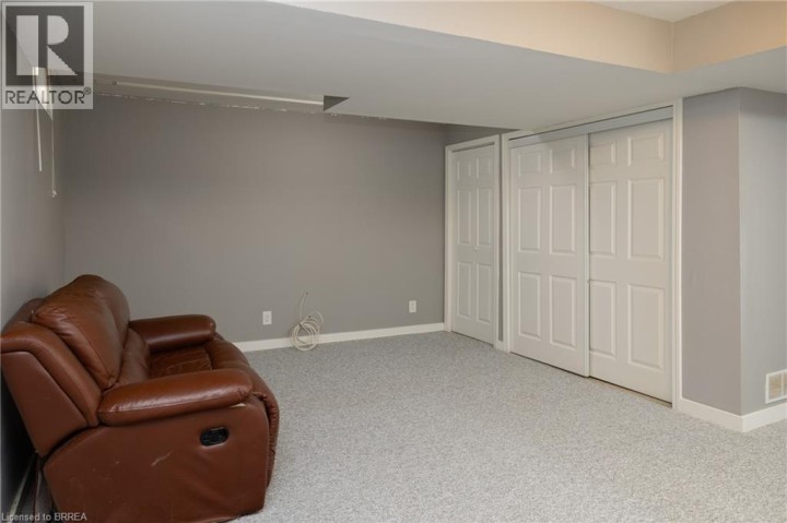 Photo 16 at 7 Graystone Court, Innerkip (Fair Grounds), Woodstock